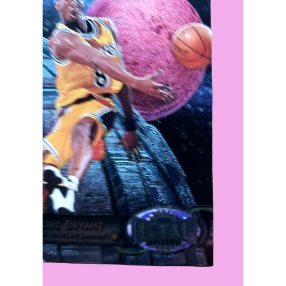 1997-98 Fleer Metal Universe Kobe Bryant #81 Los Angeles Lakers HOF - Picture 11 of 16